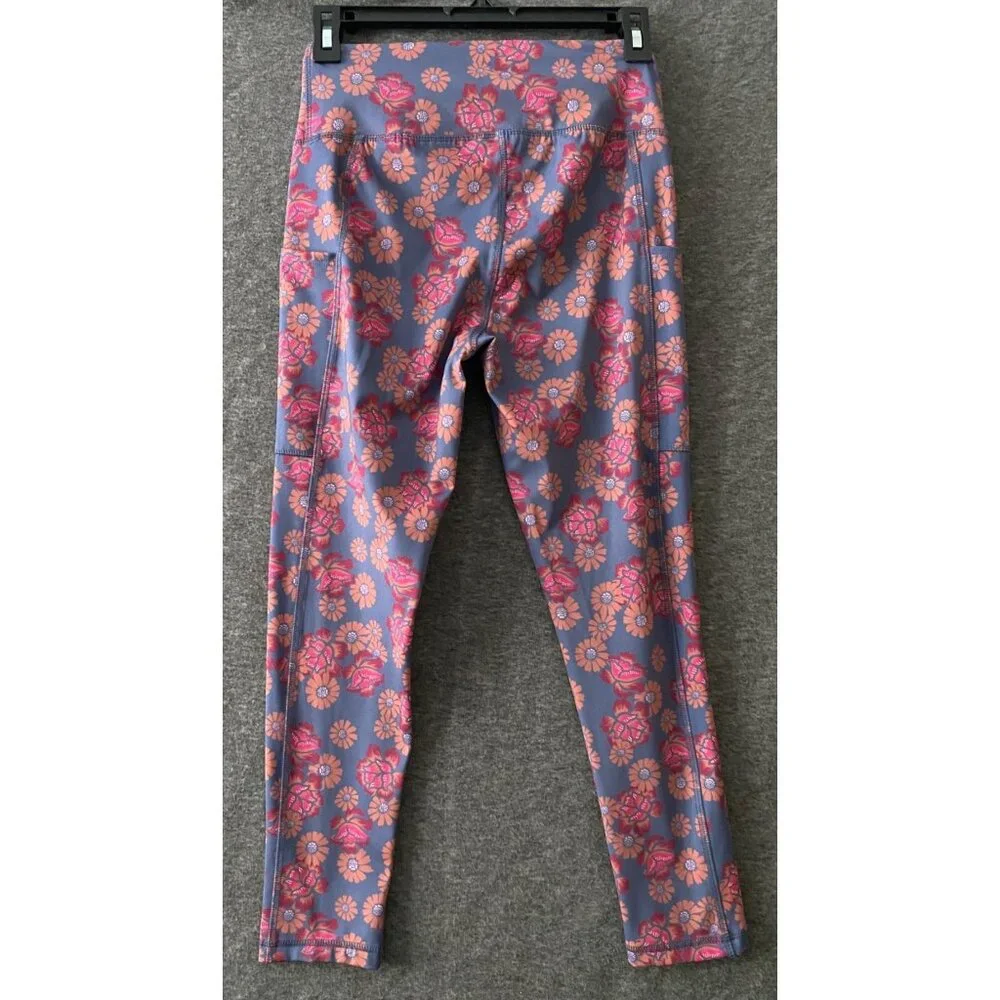 Cato Live Well Womens XS Capri Leggings Pockets Floral High Waisted Active Yoga - Picture 4 of 4